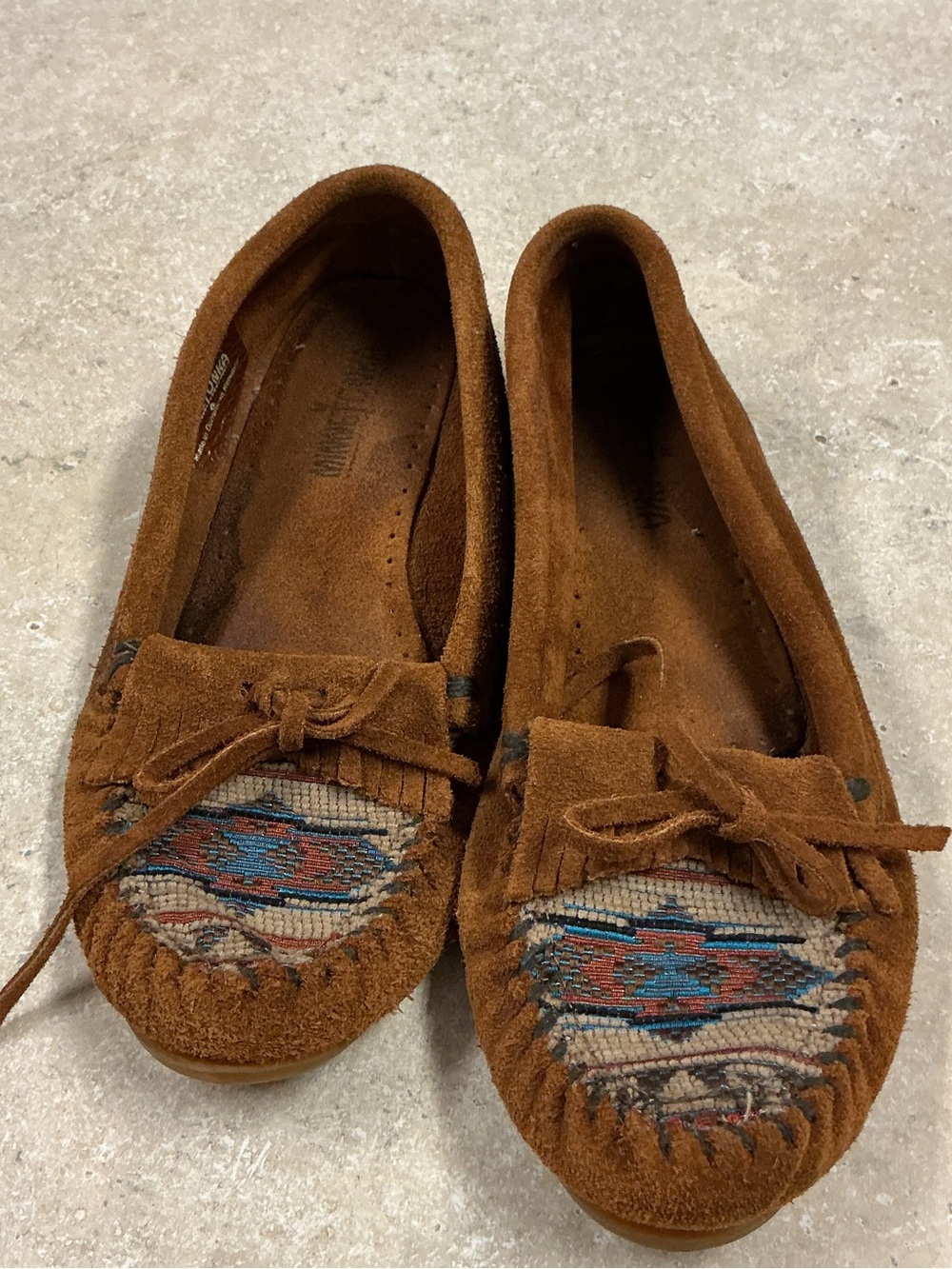 Minnetonka Arizona Fabric Suede Kilty Hard Sole Moccasin Loafers Size 9.5